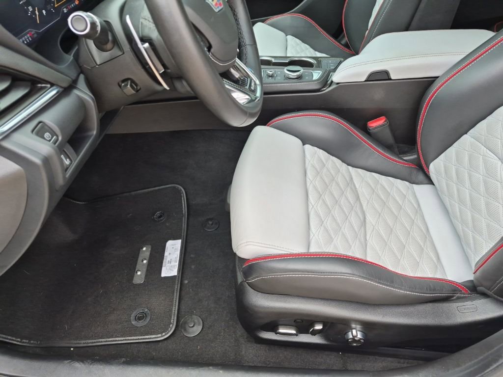 Used 2023 Cadillac CT4 V Blackwing w/ Driver Assist Package image 30