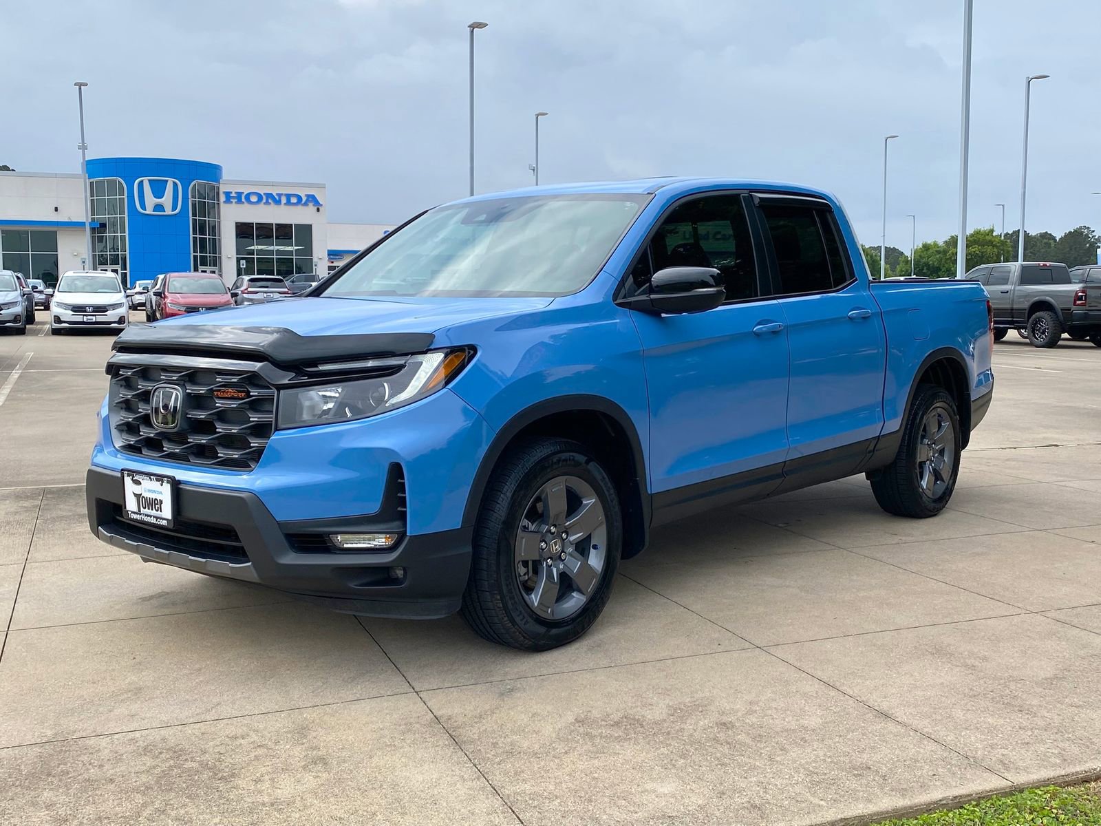 Used 2024 Honda Ridgeline TrailSport image 3