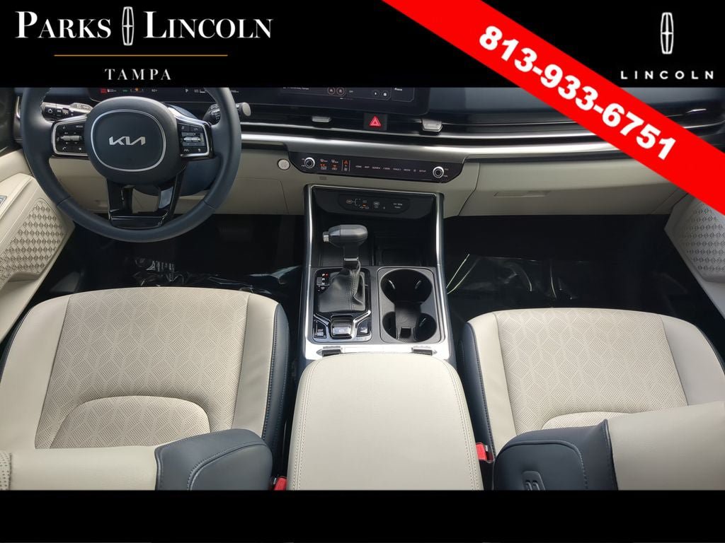 Used 2025 Kia Carnival SX FWD image 12