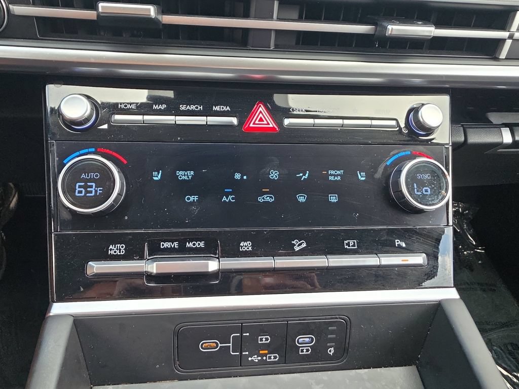 Used 2025 Hyundai Santa Fe SEL AWD/4WD image 22
