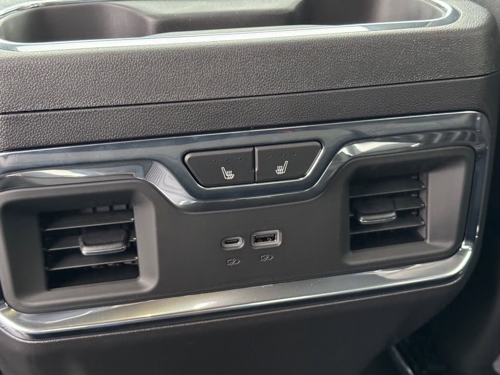 New 2026 Chevrolet Silverado 1500 LTZ w/ Technology Package image 10
