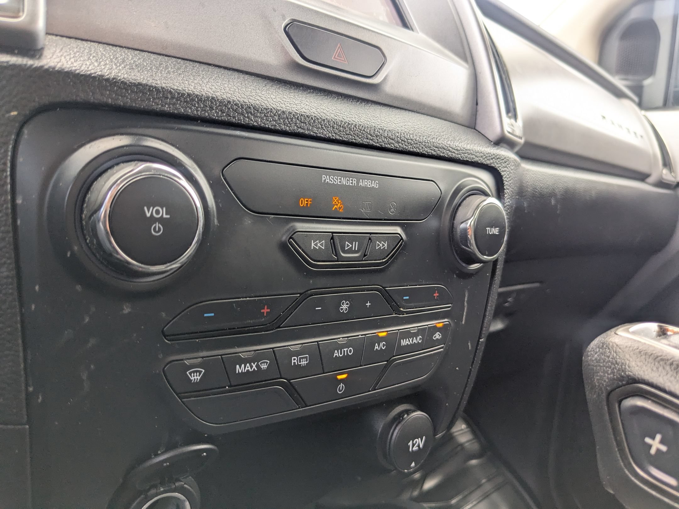 Used 2023 Ford Ranger XLT w/ Equipment Group 301A Mid AWD/4WD image 17