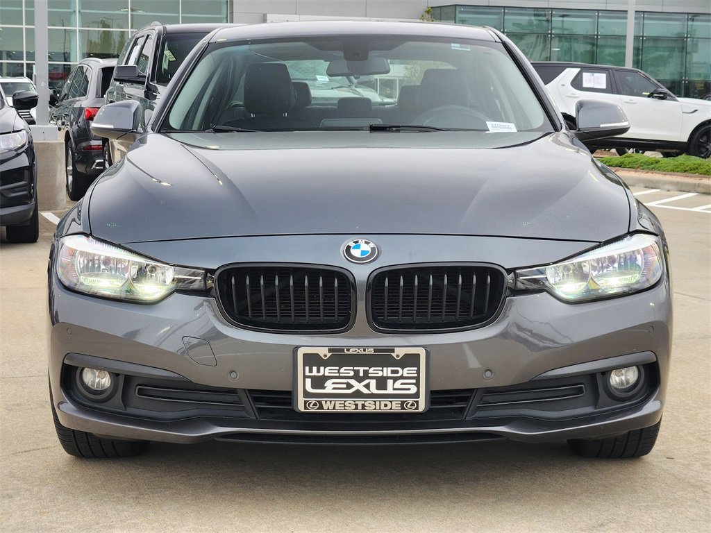 Used 2016 BMW 320i Sedan image 2
