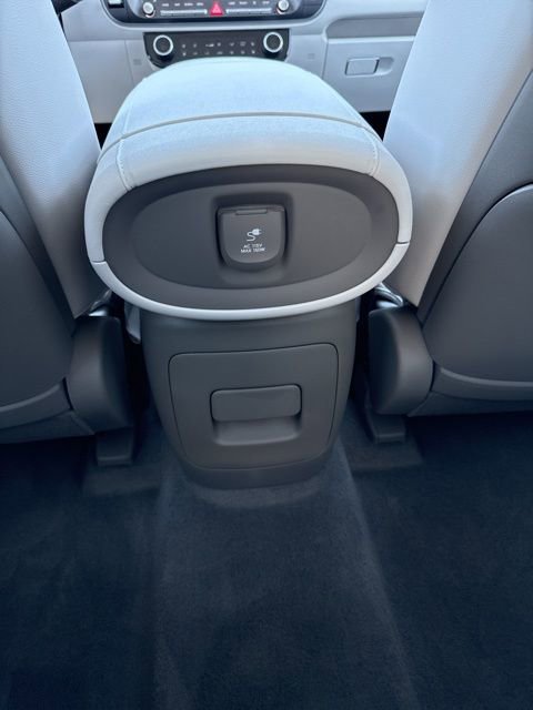 Used 2026 Hyundai Palisade Limited image 16