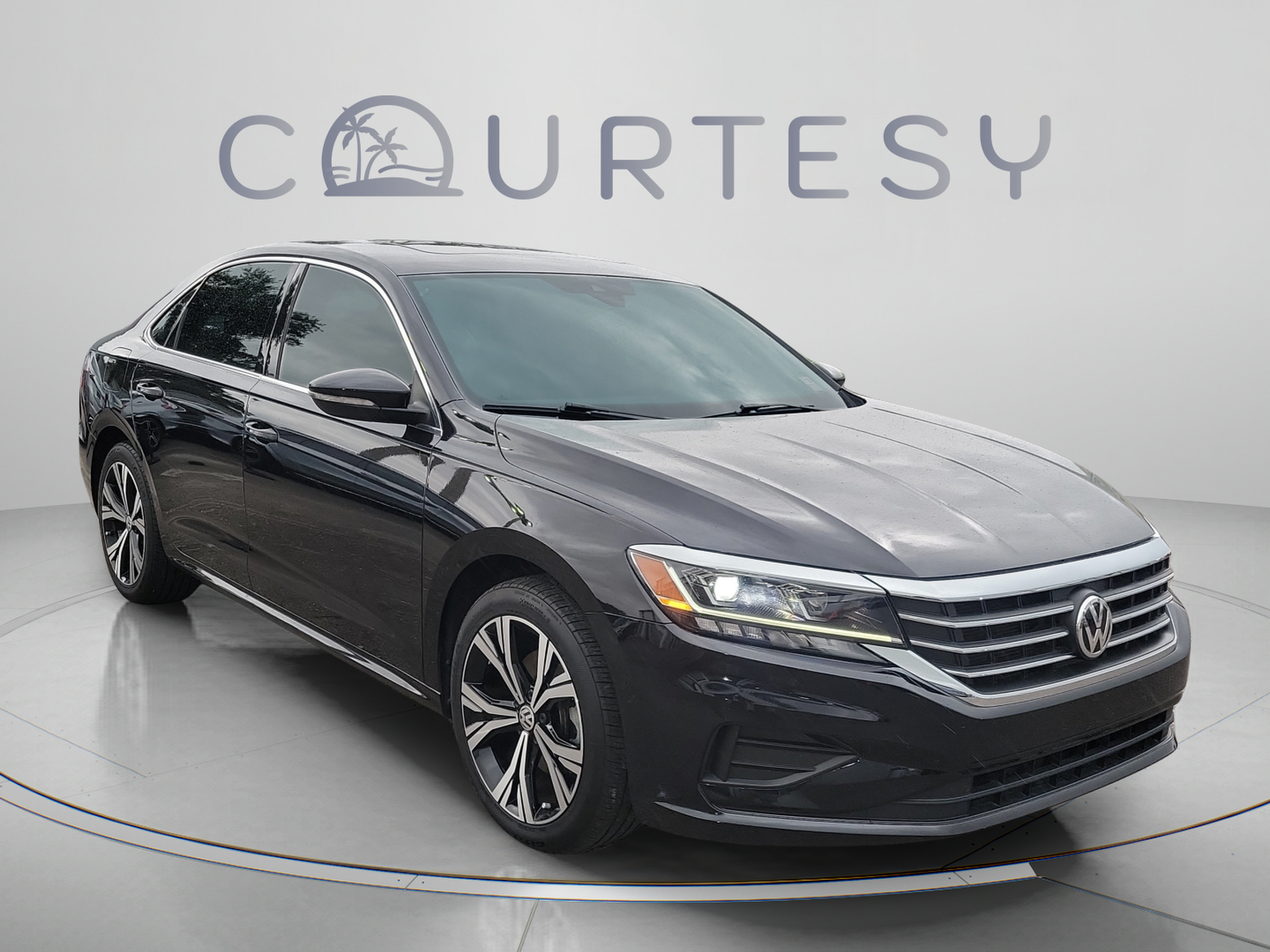 Used 2022 Volkswagen Passat 2.0T SE FWD image 4