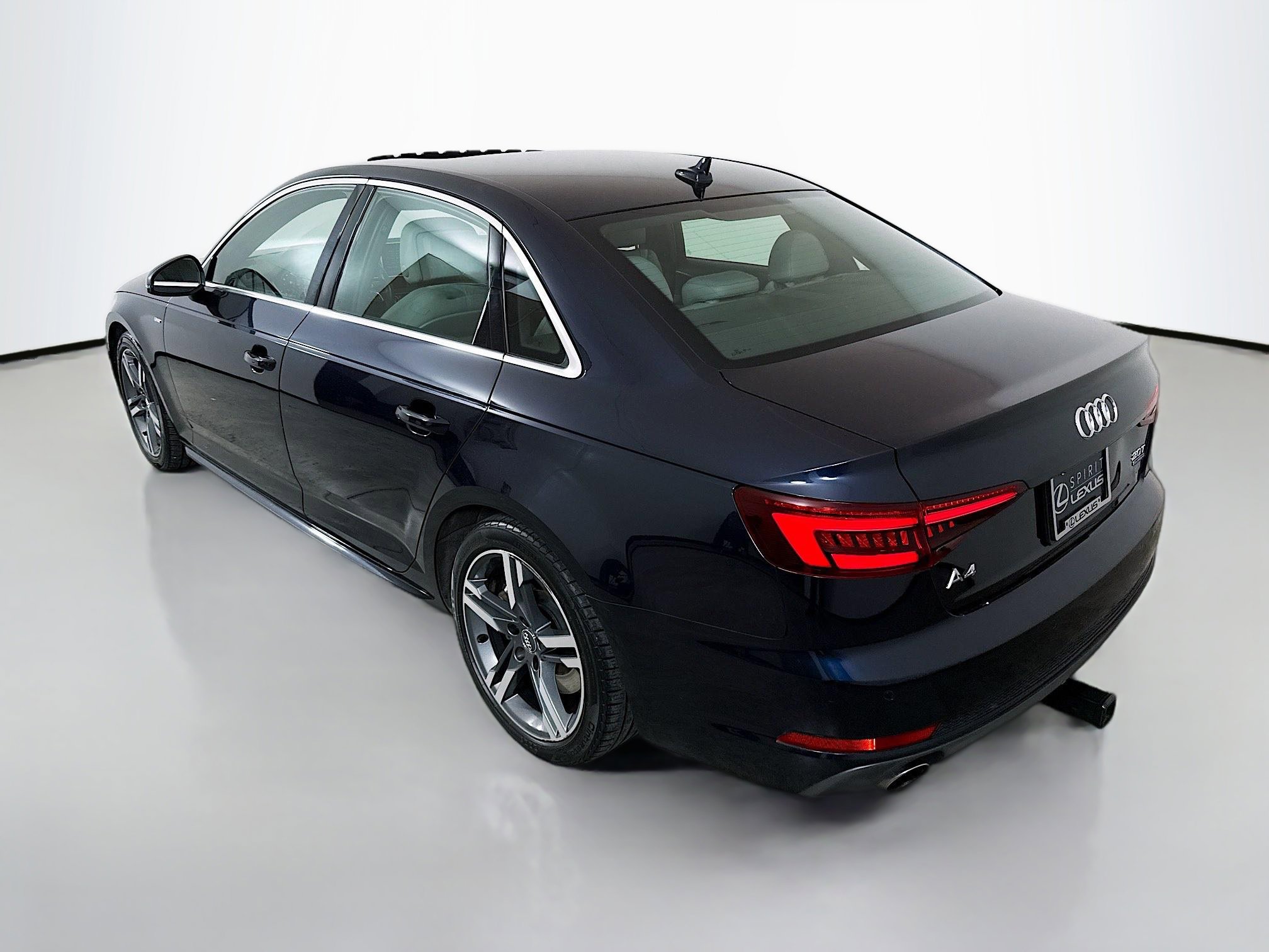 Used 2018 Audi A4 2.0T Prestige w/ Prestige Package image 5