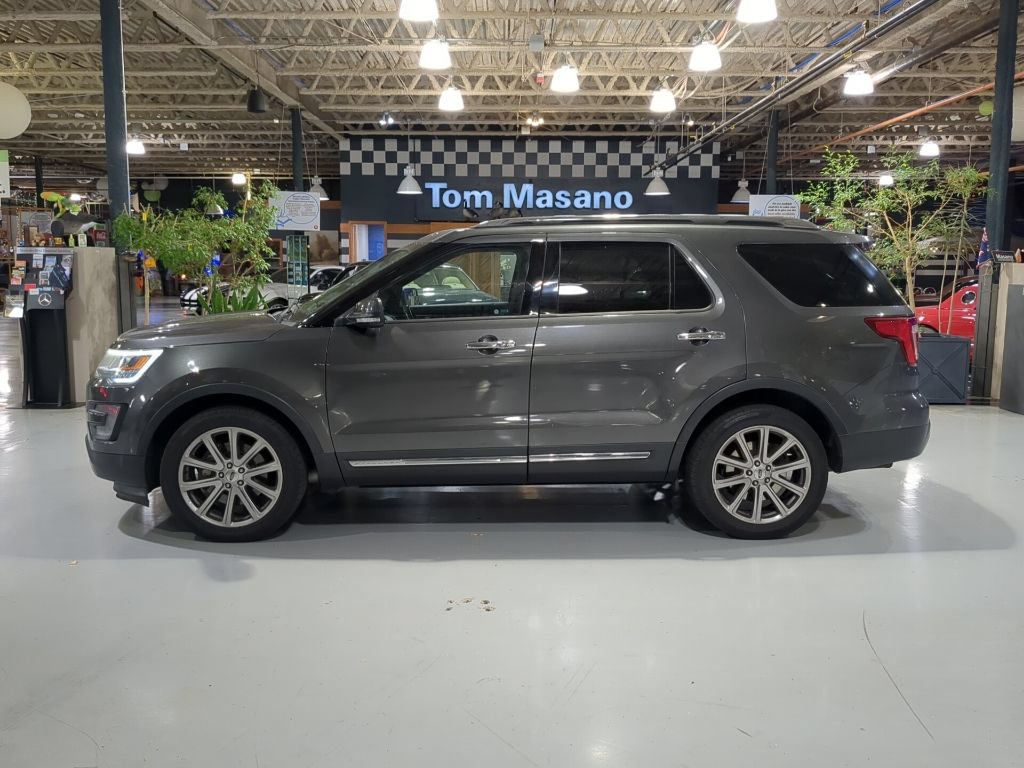 Used 2017 Ford Explorer Limited AWD/4WD image 11