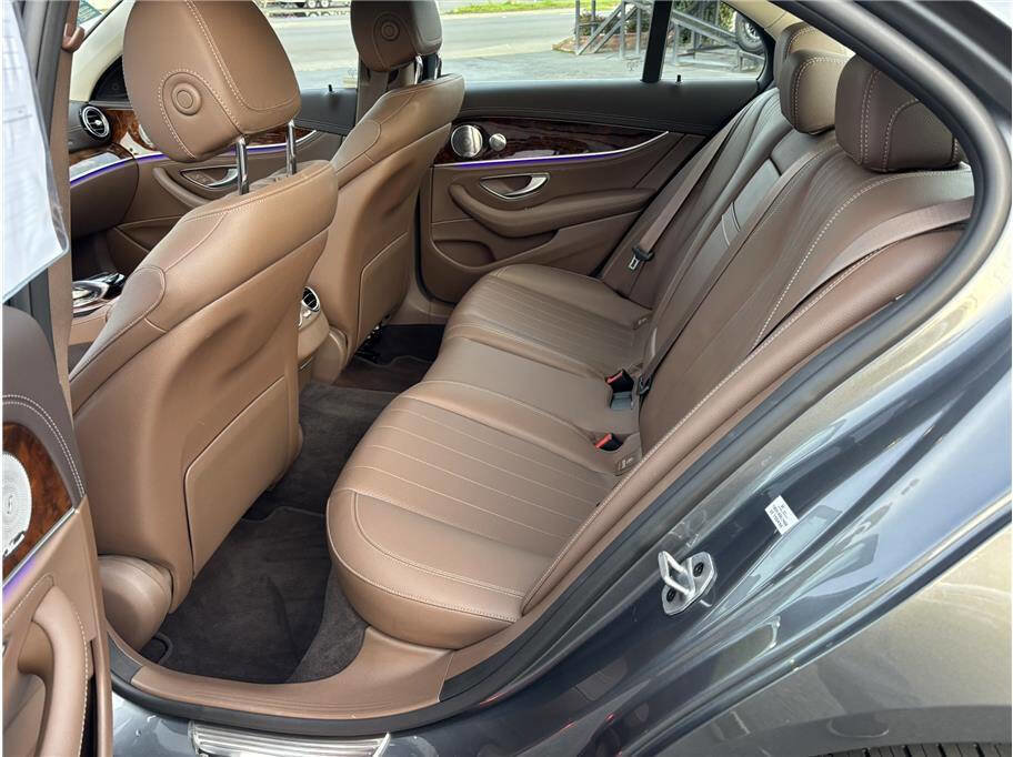 Used 2020 Mercedes-Benz E 450 4MATIC Sedan image 15