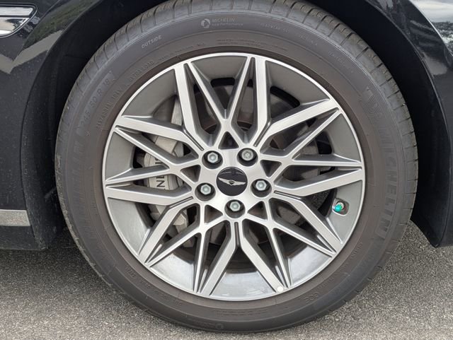 Used 2025 Genesis G80 2.5T image 11