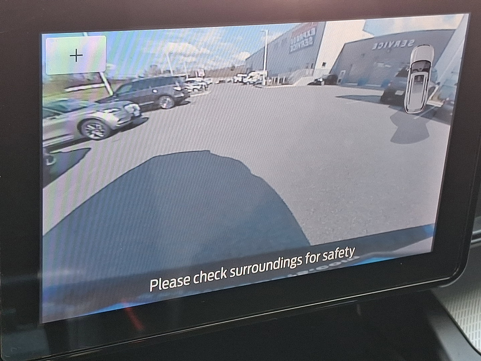 Used 2020 Ford Explorer XLT image 18