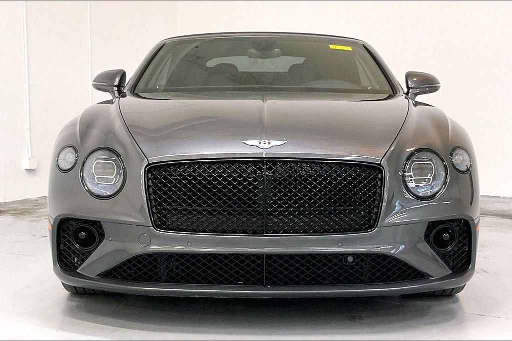Used 2021 Bentley Continental GT V8 AWD/4WD image 2