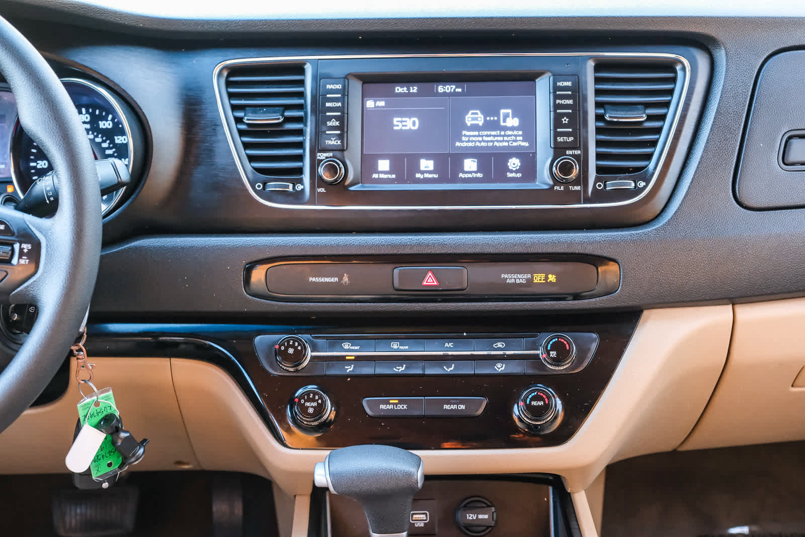 Used 2019 Kia Sedona LX FWD image 14