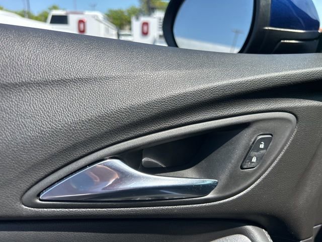 Used 2023 Buick Encore GX Preferred w/ Cold Weather Comfort Package image 12