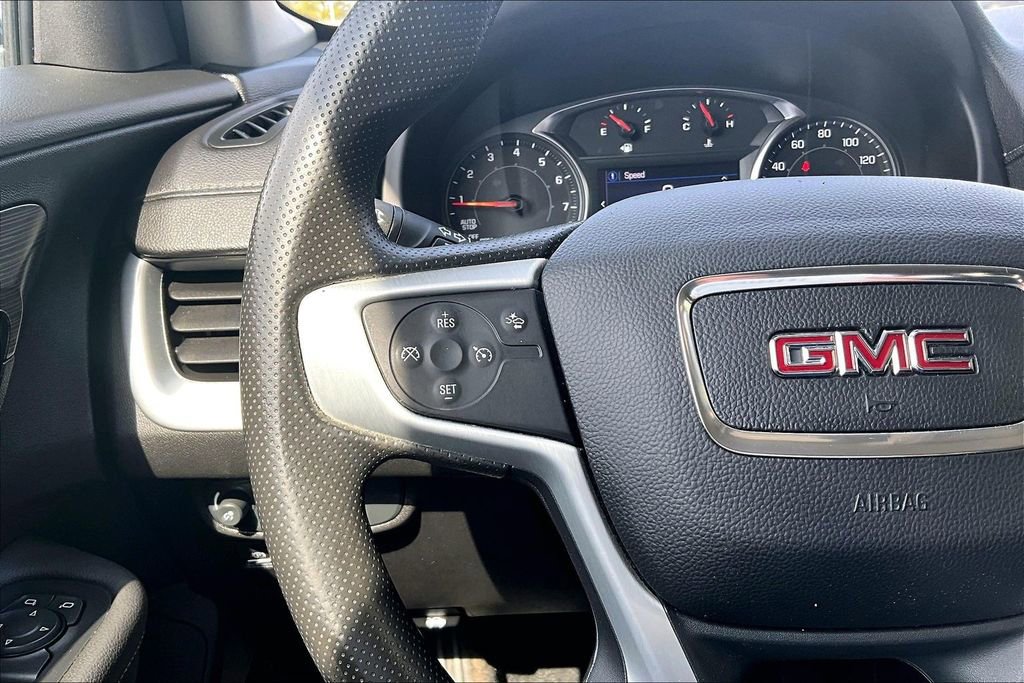 Used 2023 GMC Terrain SLE w/ Driver Convenience Package AWD/4WD image 19