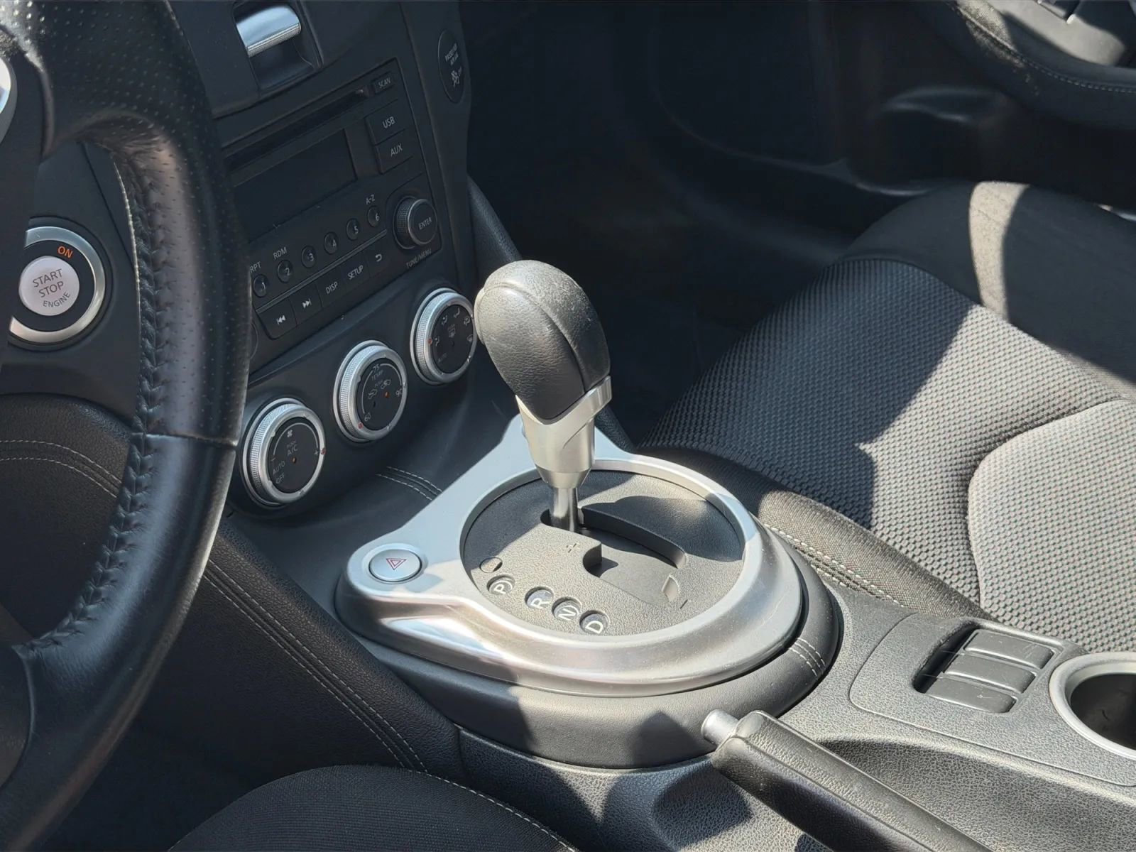 Used 2016 Nissan 370Z Coupe RWD image 20