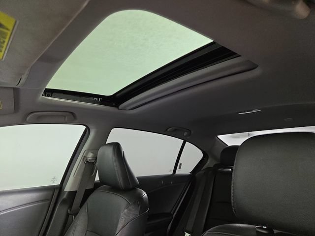 Used 2015 Honda Accord Touring image 29