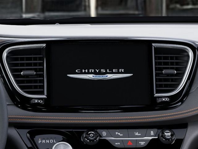 New 2026 Chrysler Pacifica Pinnacle image 18