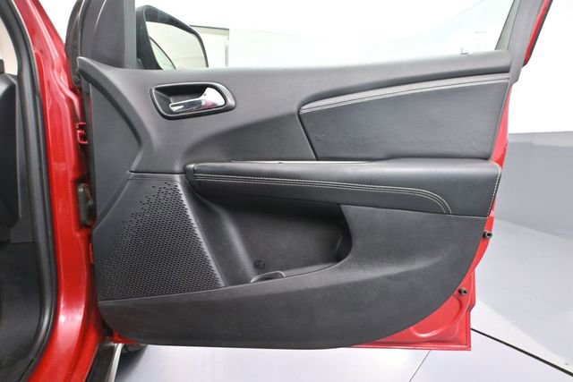 Used 2016 Dodge Journey Crossroad w/ Popular Equipment Group AWD/4WD image 46