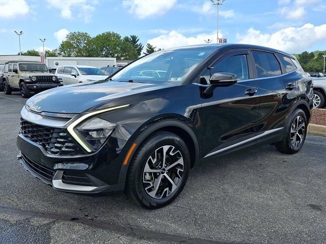Used 2023 Kia Sportage EX FWD image 3