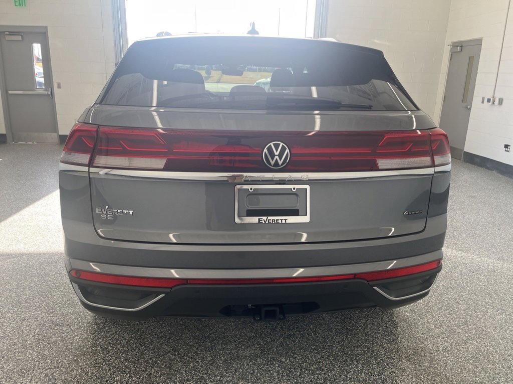New 2025 Volkswagen Atlas Cross Sport SE image 4