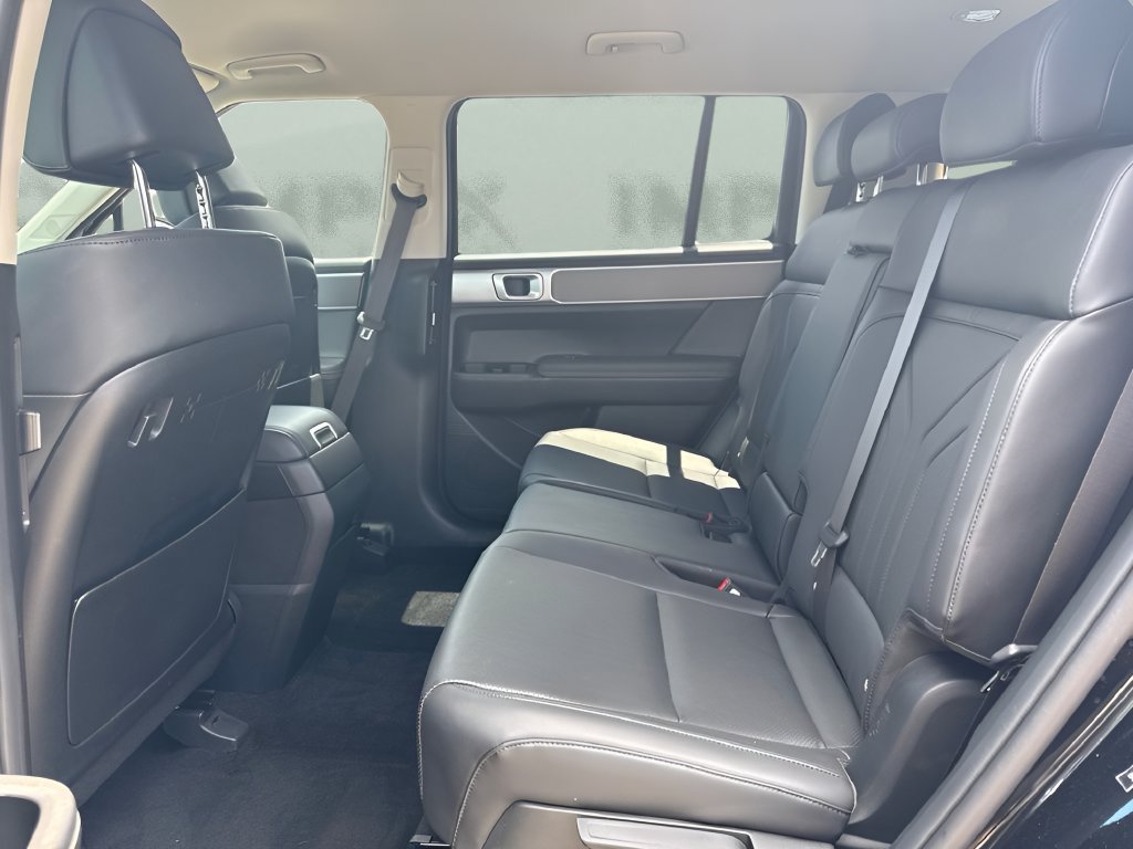 Used 2026 Hyundai Santa Fe SEL FWD image 55