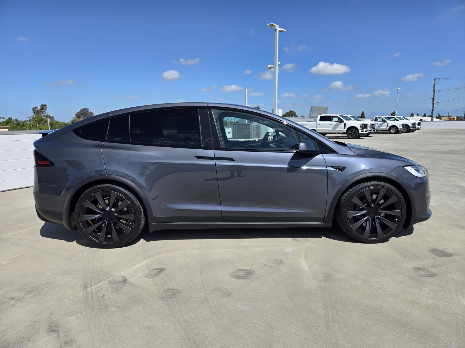 Used 2022 Tesla Model X AWD/4WD image 2
