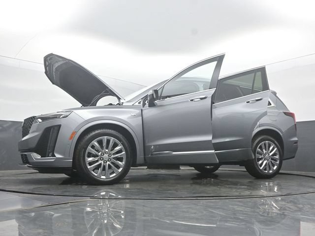 Certified 2025 Cadillac XT6 Premium Luxury w/ Technology Package AWD/4WD image 62