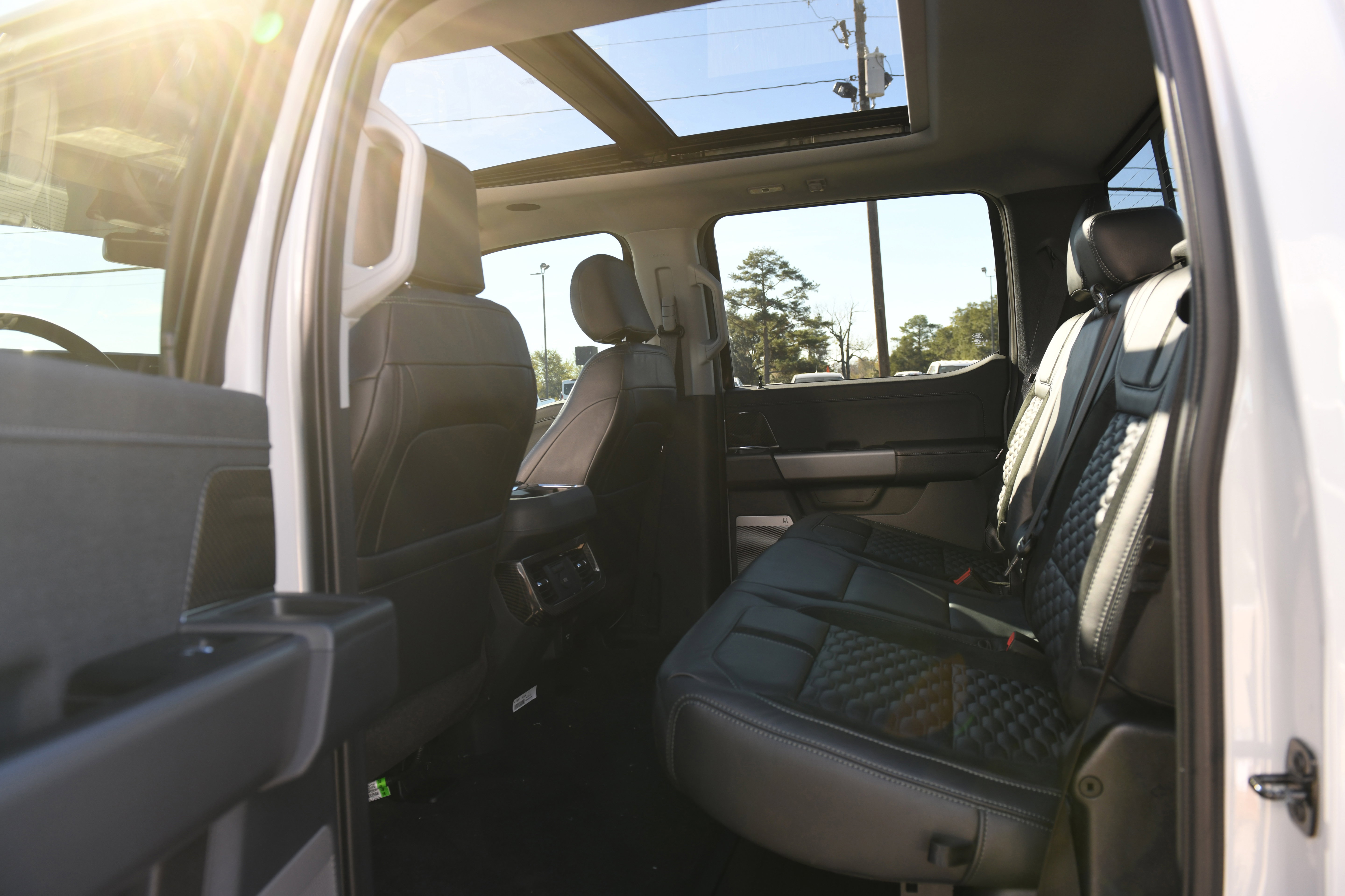 New 2026 Ford F250 Lariat w/ Black Appearance Package image 53