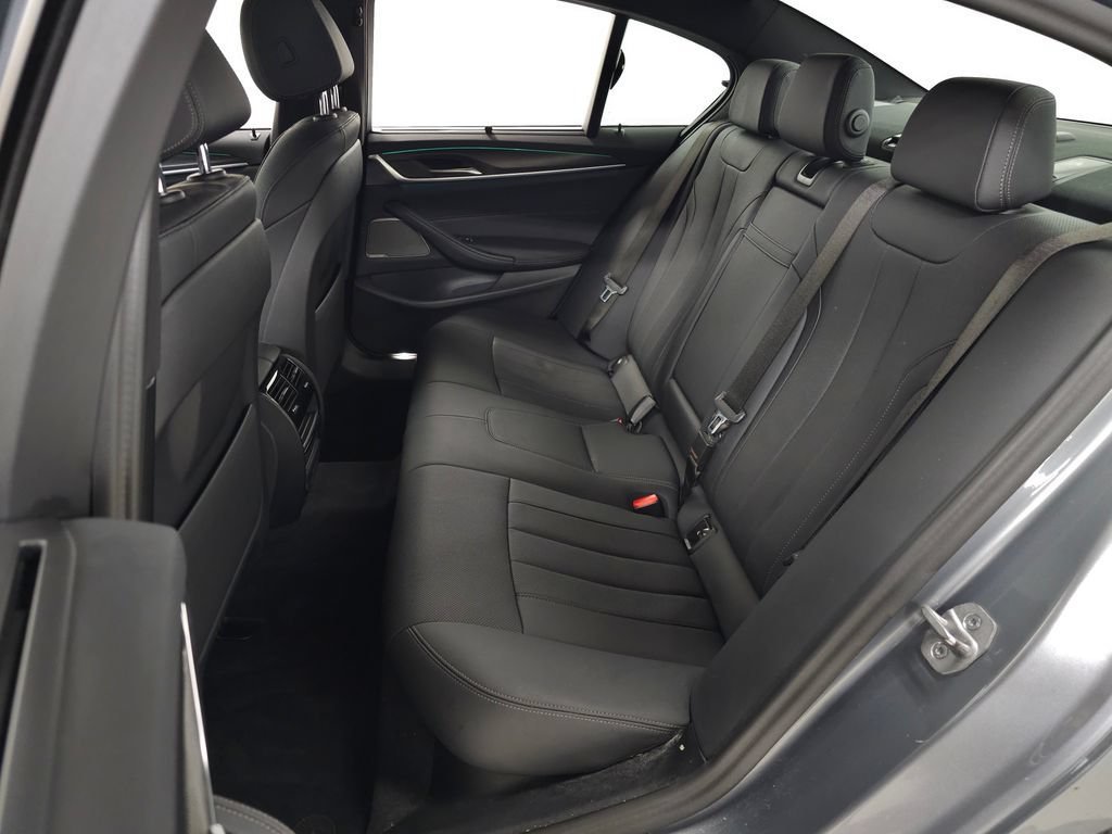 Used 2023 BMW 540i xDrive w/ Executive Package AWD/4WD image 36
