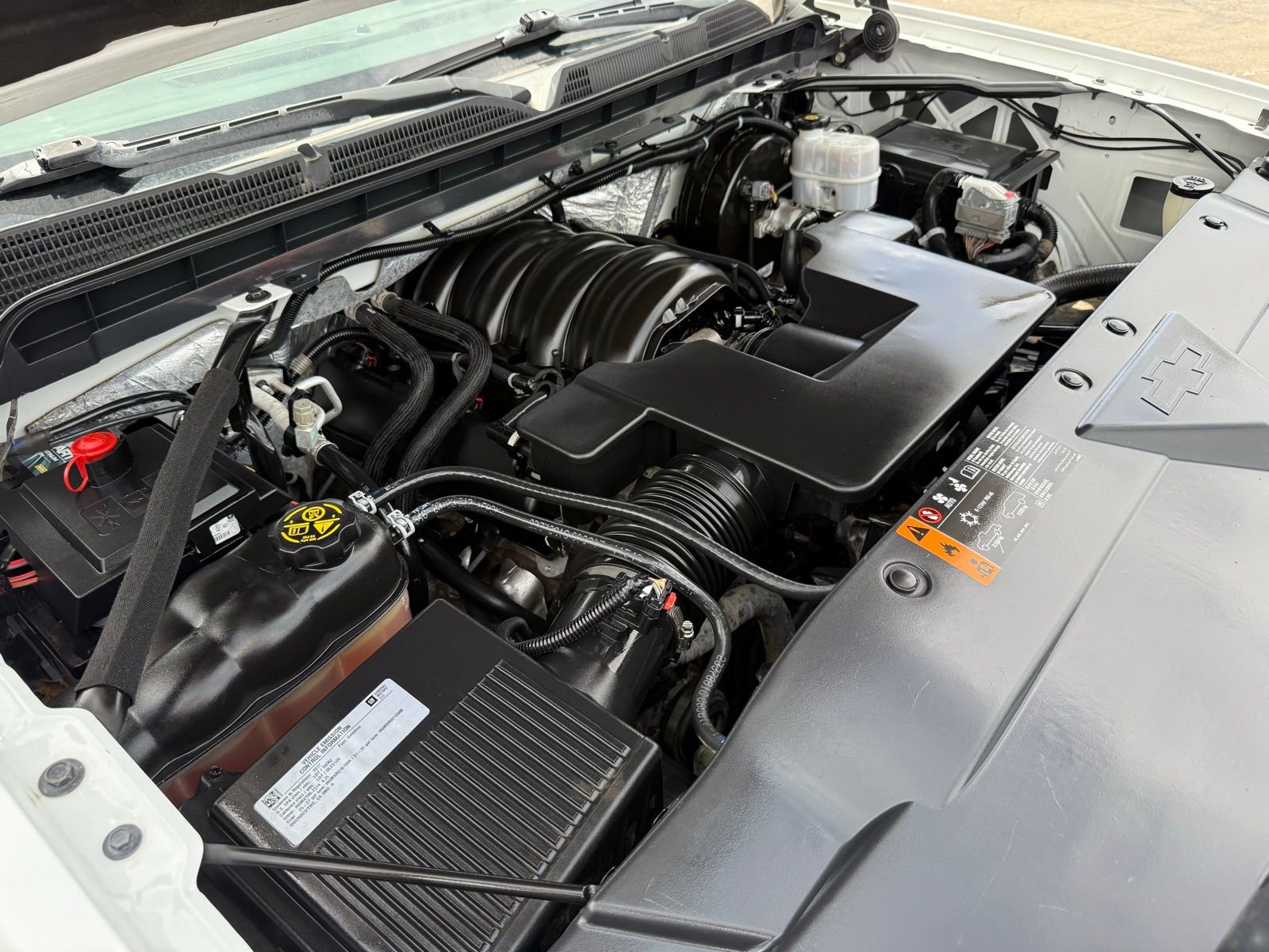 Used 2017 Chevrolet Silverado 1500 LTZ Z71 w/ LTZ Plus Package AWD/4WD image 46