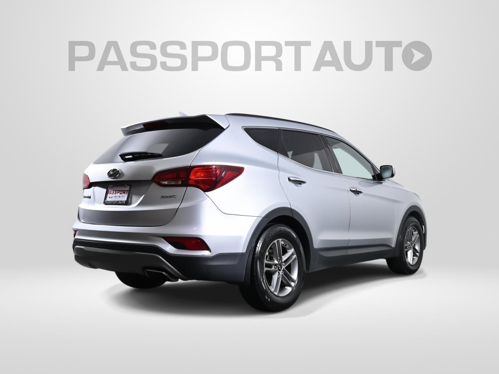 Used 2017 Hyundai Santa Fe Sport w/ 2.4L Tech Package 04 image 9