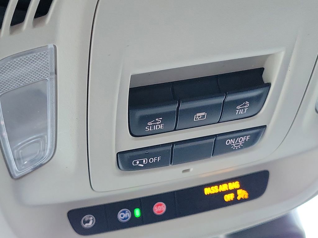 Used 2022 Buick Envision Essence w/ Sport Touring Package image 22