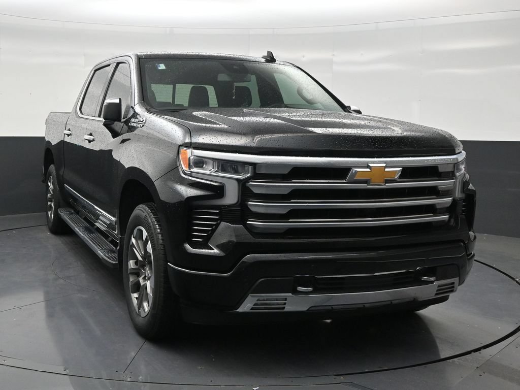 Used 2024 Chevrolet Silverado 1500 High Country RWD image 7