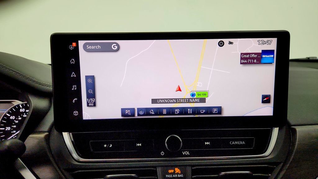 Used 2023 Nissan Altima 2.5 SV w/ SV Premium Package FWD image 18