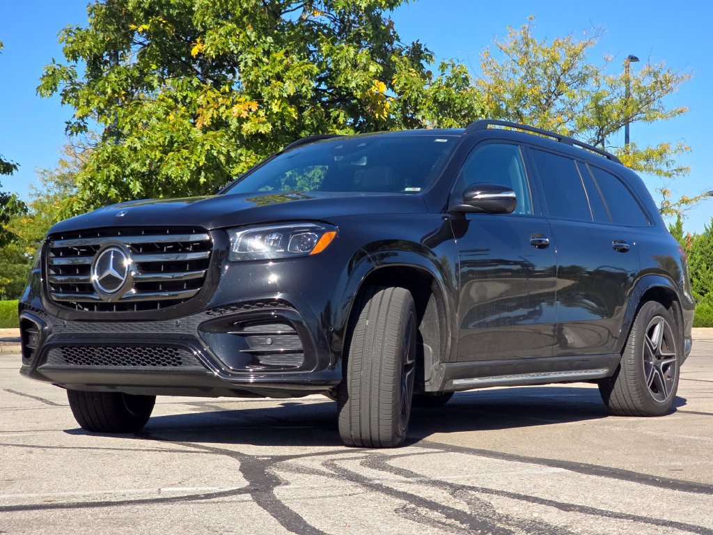 Used 2024 Mercedes-Benz GLS 450 4MATIC image 13
