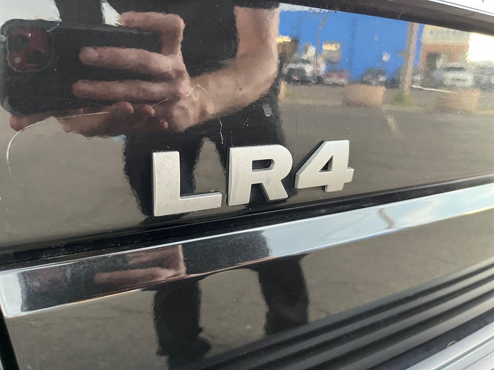 Used 2015 Land Rover LR4 HSE AWD/4WD image 24