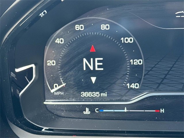 Used 2024 GMC Yukon Denali Ultimate image 33