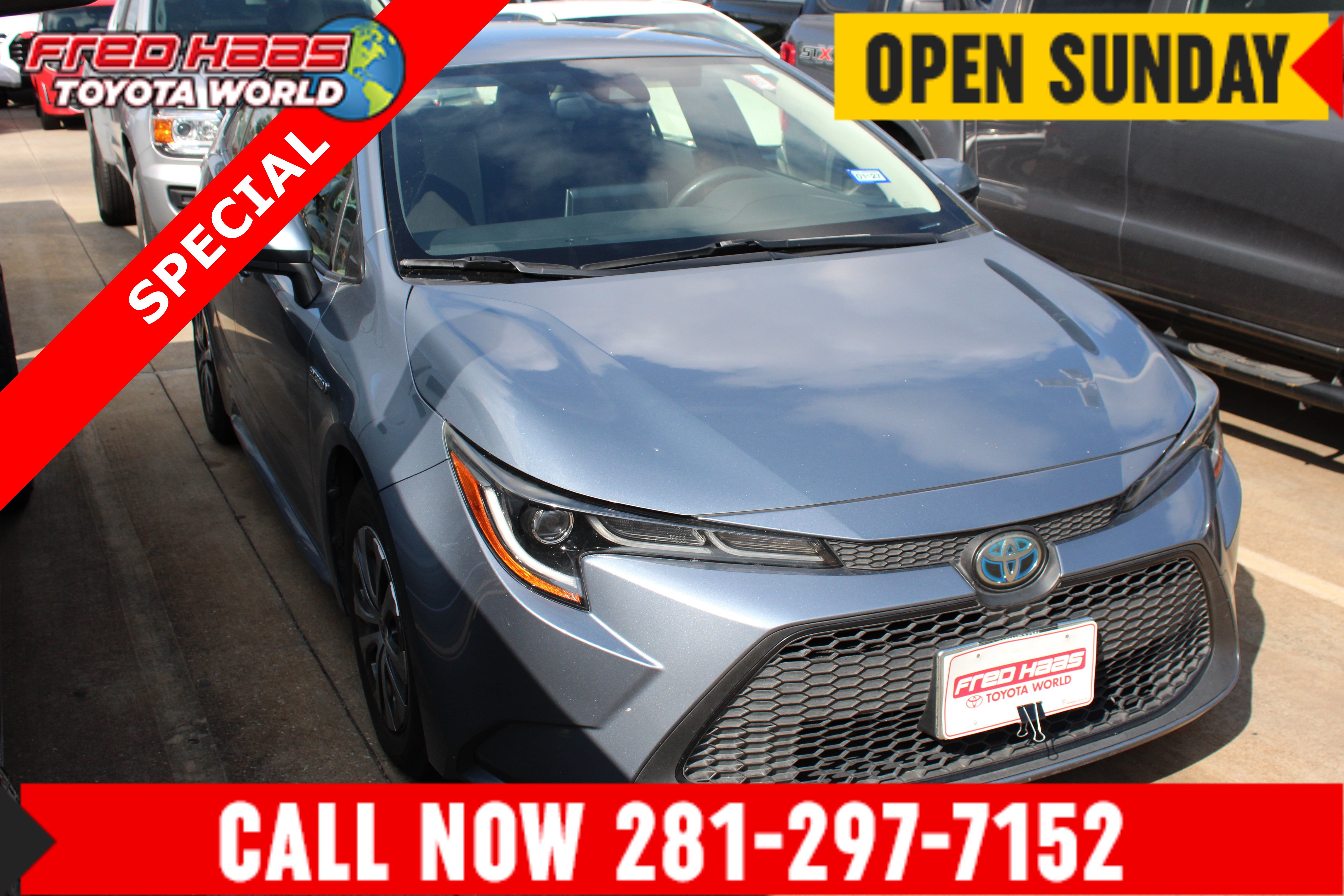 Used 2021 Toyota Corolla LE FWD image 1