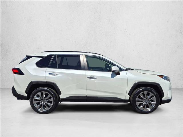 Used 2021 Toyota RAV4 Limited FWD image 4
