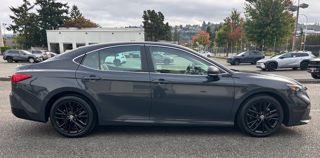 Certified 2025 Toyota Camry XLE FWD image 4