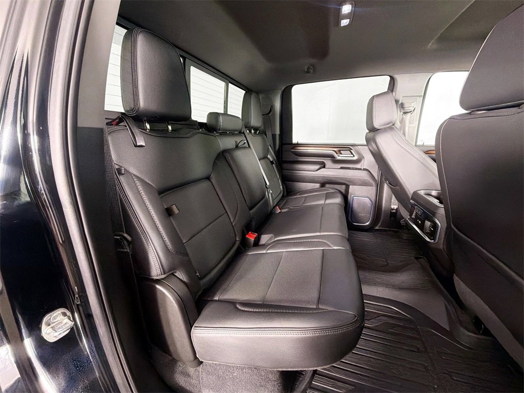 Used 2024 GMC Sierra 2500 Denali w/ Technology Package image 25