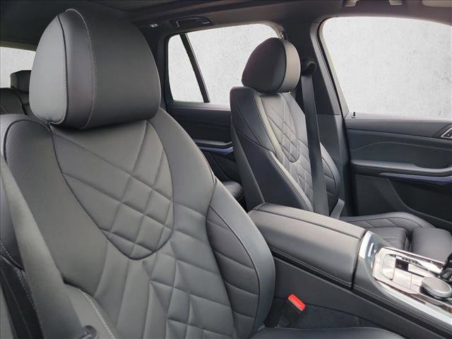 Used 2023 BMW X5 sDrive40i w/ M Sport Package image 12