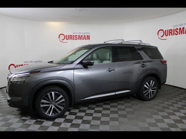Used 2022 Nissan Pathfinder Platinum AWD/4WD image 4