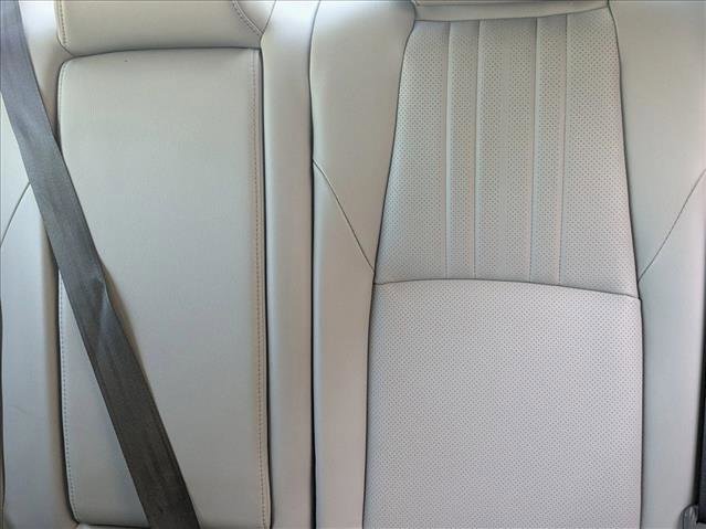 Used 2018 Honda Accord Touring image 10