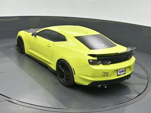 Used 2019 Chevrolet Camaro SS image 32