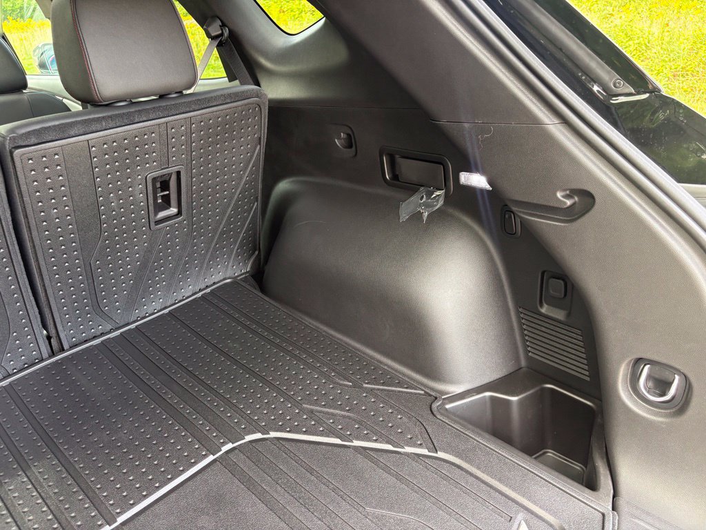 New 2026 Chevrolet Blazer RS w/ LPO, Floor Liner Package FWD image 49
