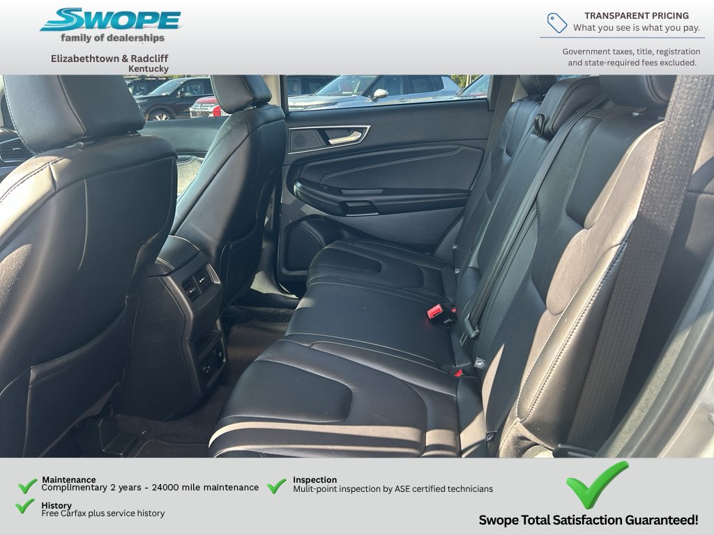 Used 2022 Ford Edge Titanium AWD/4WD image 11