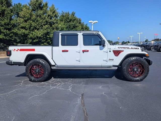 Used 2023 Jeep Gladiator Overland w/ Cold Weather Group AWD/4WD image 9