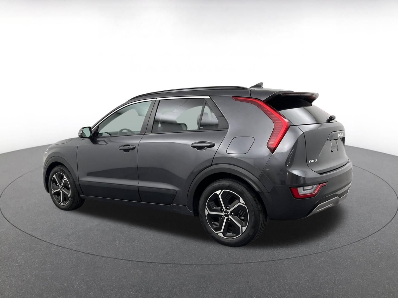 Used 2026 Kia Niro LX FWD image 7