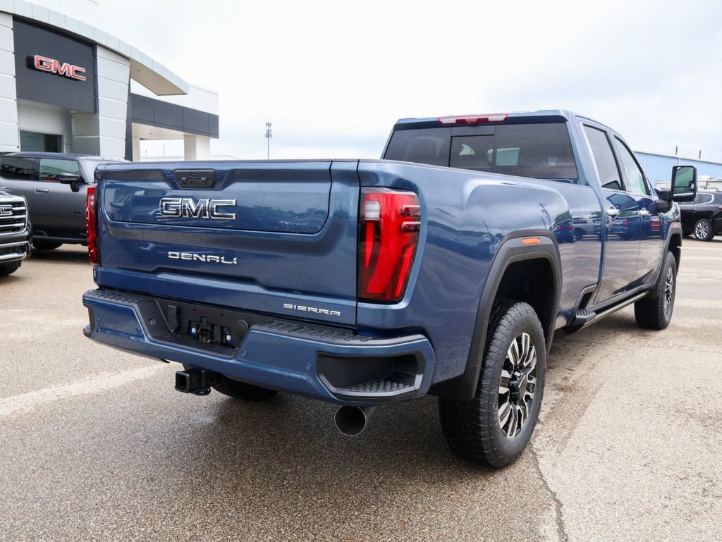 New 2026 GMC Sierra 3500 Denali Ultimate AWD/4WD image 3